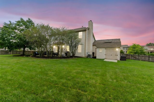 7614 Eagle Trace Drive, Westerville, OH 43082