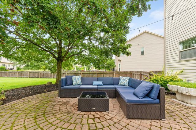 7614 Eagle Trace Drive, Westerville, OH 43082