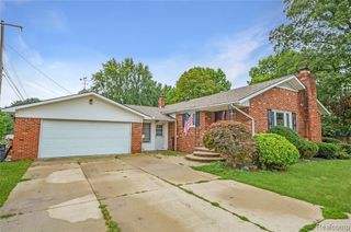 44819 Duffield Avenue, Sterling Heights, MI 48314
