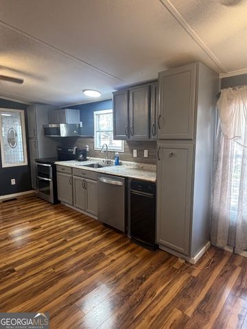 108 Beecher Drive, Guyton, GA 31312