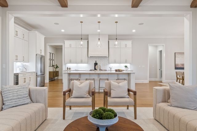 6304 Percheron Ln, Arrington, TN 37014