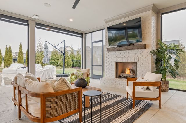 6304 Percheron Ln, Arrington, TN 37014