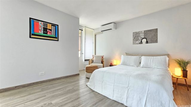 444 Nahua Street 2205, Honolulu, HI 96815