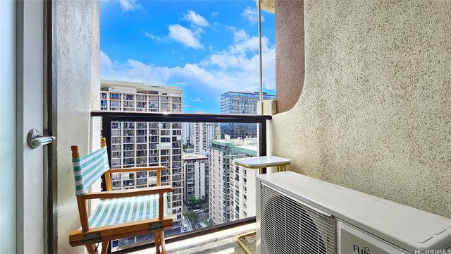 444 Nahua Street 2205, Honolulu, HI 96815