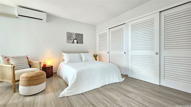444 Nahua Street 2205, Honolulu, HI 96815