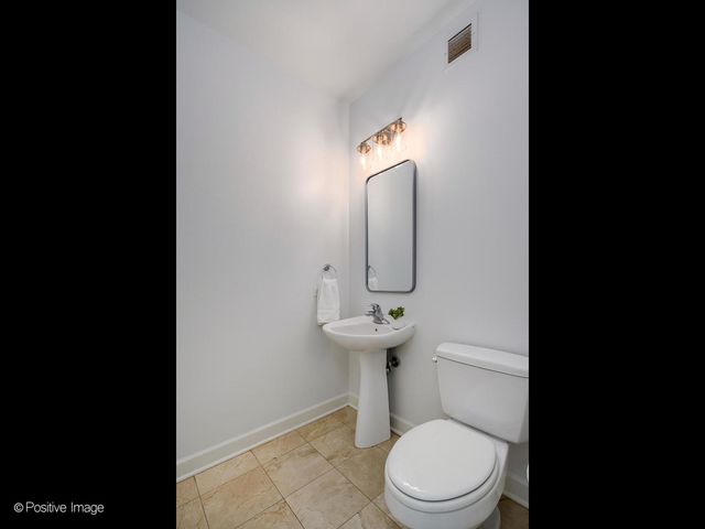 225 N Columbus Drive 6301, Chicago, IL 60601