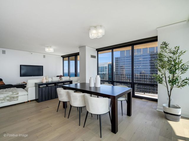 225 N Columbus Drive 6301, Chicago, IL 60601