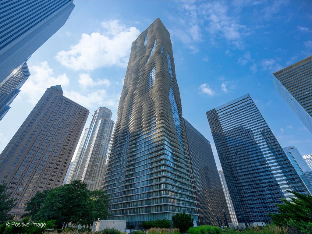 225 N Columbus Drive 6301, Chicago, IL 60601
