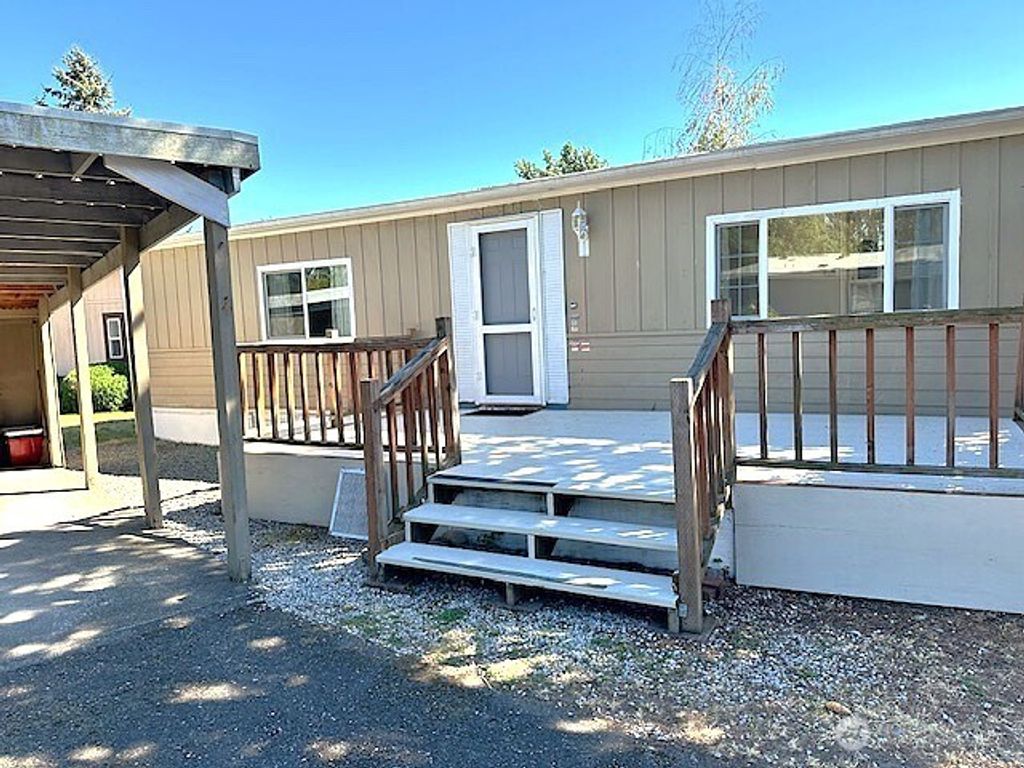2350 Douglas Road #20, Ferndale, WA 98248