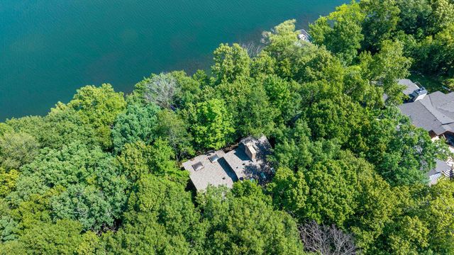 8000 Hill Trail N, Lake Elmo, MN 55042