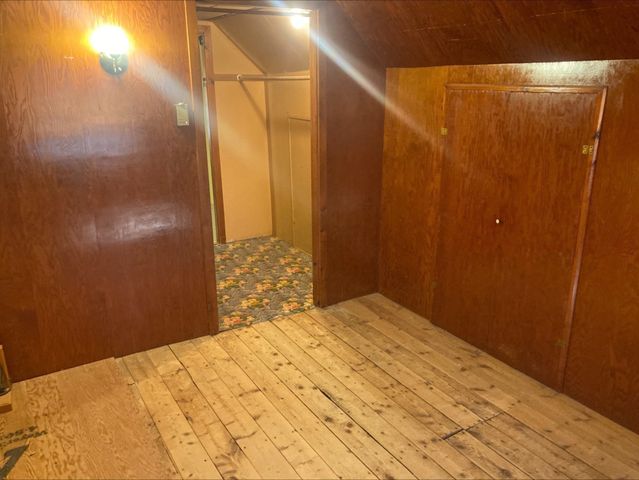 17 Clive St, Worcester, MA 01603