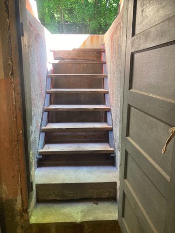 17 Clive St, Worcester, MA 01603