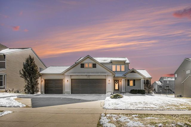 1080 Cobblestone Way Drive SE, Byron Center, MI 49315