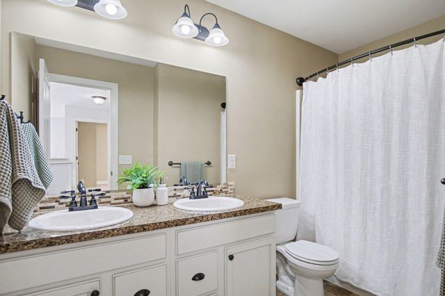 1080 Cobblestone Way Drive SE, Byron Center, MI 49315