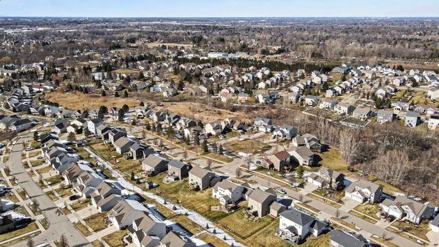 1080 Cobblestone Way Drive SE, Byron Center, MI 49315