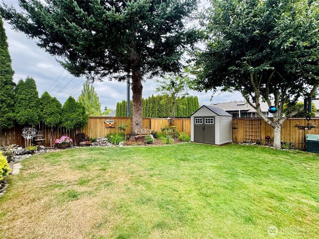 6112 Thornbury Court SE, Lacey, WA 98513
