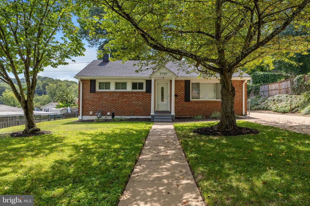 3709 HEATHER CT, Alexandria, VA 22310