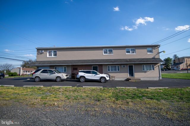 334 WASHINGTON ST, East Greenville, PA 18041