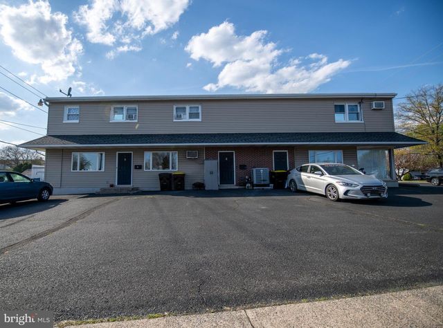 334 WASHINGTON ST, East Greenville, PA 18041