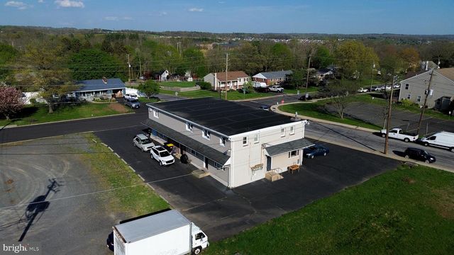 334 WASHINGTON ST, East Greenville, PA 18041