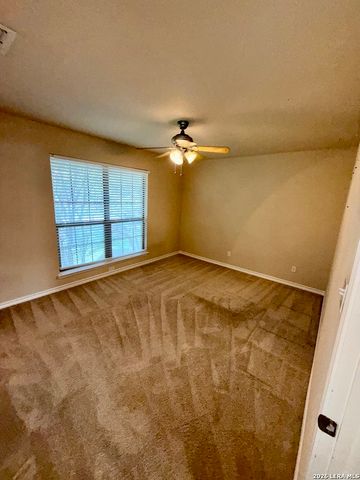 27910 George Obrien, San Antonio, TX 78260