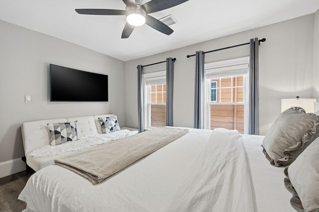 13 Leyden St, Medford, MA 02155