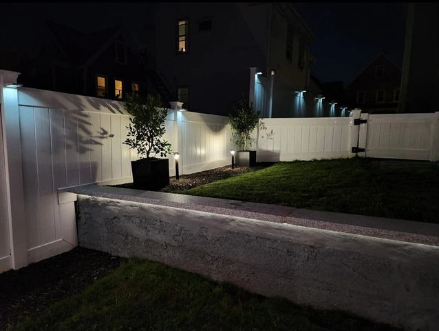 13 Leyden St, Medford, MA 02155