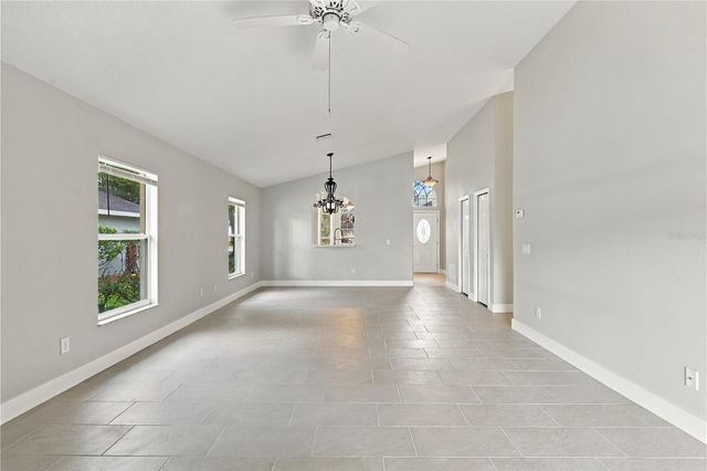 941 VINDALE ROAD, Tavares, FL 32778