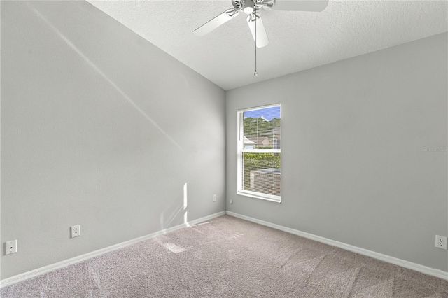 941 VINDALE ROAD, Tavares, FL 32778