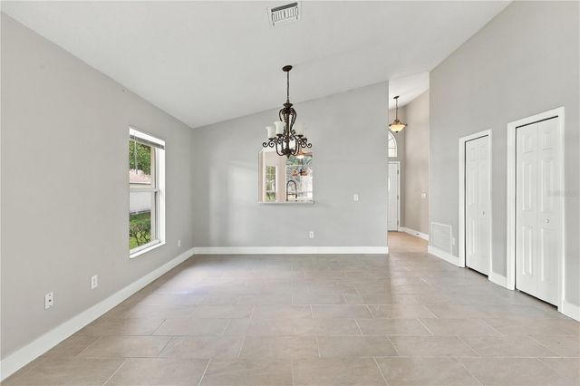941 VINDALE ROAD, Tavares, FL 32778