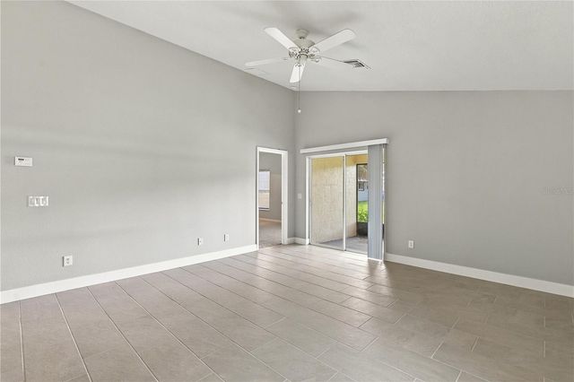 941 VINDALE ROAD, Tavares, FL 32778