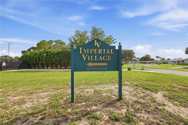 941 VINDALE ROAD, Tavares, FL 32778