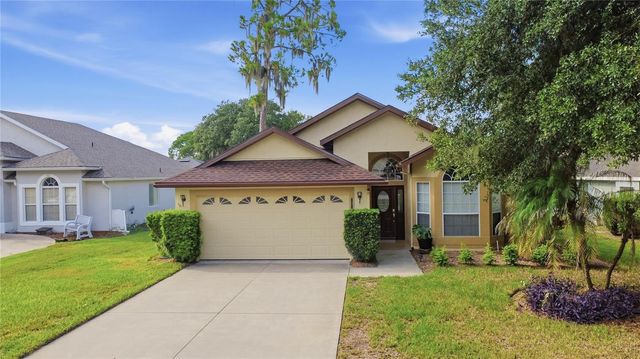 941 VINDALE ROAD, Tavares, FL 32778