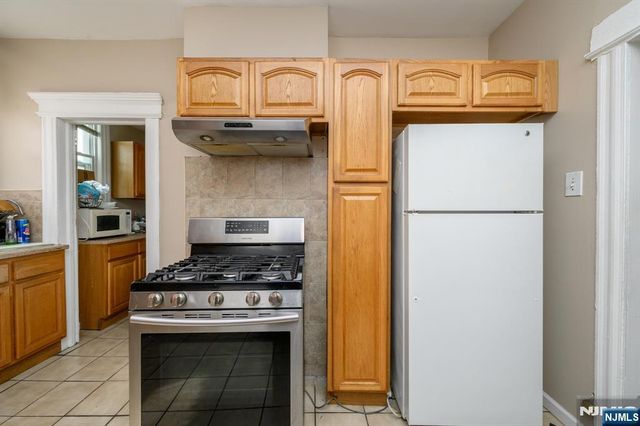 24 23rd Street, East Orange, NJ 07017