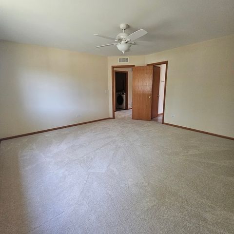 1111 Colonial Drive, Joliet, IL 60432
