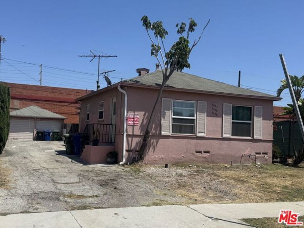 9024 Reading Avenue, Los Angeles, CA 90045