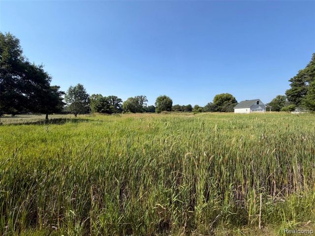 4330 W Baldwin Road, Grand Blanc, MI 48439