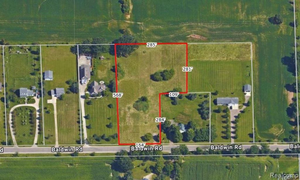 4330 W Baldwin Road, Grand Blanc, MI 48439