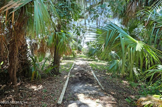 1833 KINGS Court, Jacksonville Beach, FL 32250