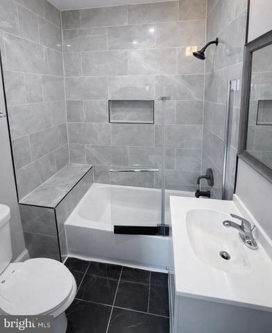 4227 EDSON PL NE, Washington, DC 20019