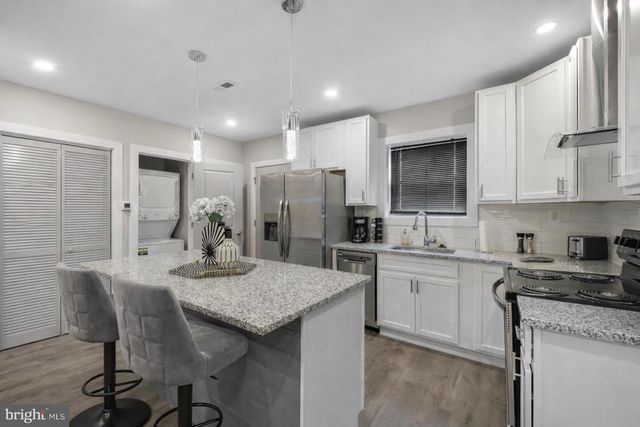 4227 EDSON PL NE, Washington, DC 20019