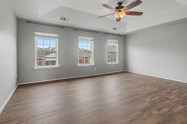 5016 Meridian Lane, Fort Worth, TX 76244