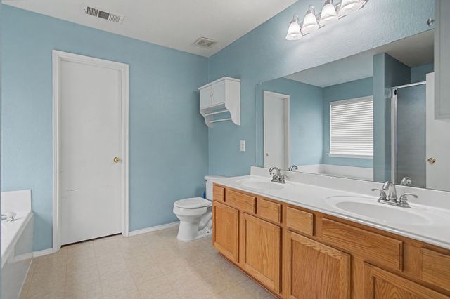 5016 Meridian Lane, Fort Worth, TX 76244