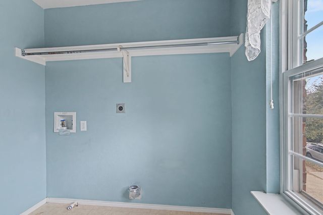 5016 Meridian Lane, Fort Worth, TX 76244