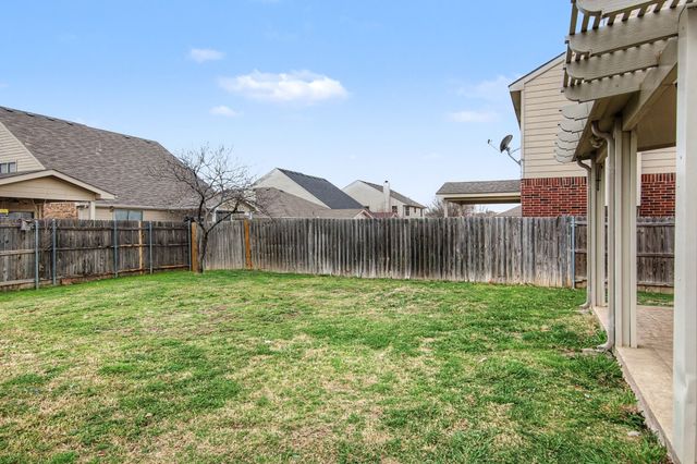 5016 Meridian Lane, Fort Worth, TX 76244