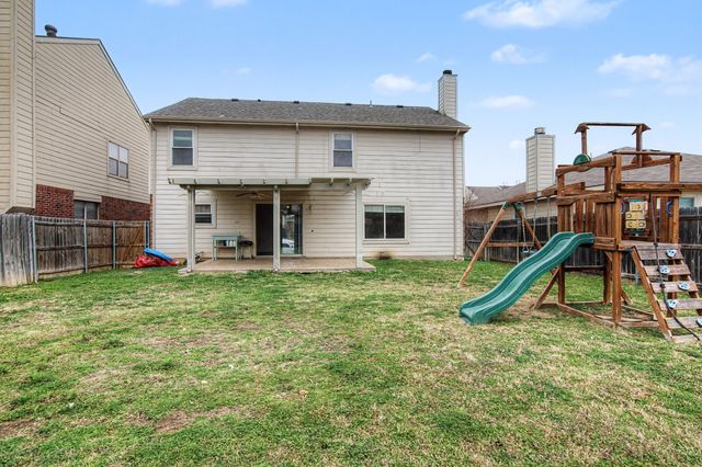 5016 Meridian Lane, Fort Worth, TX 76244