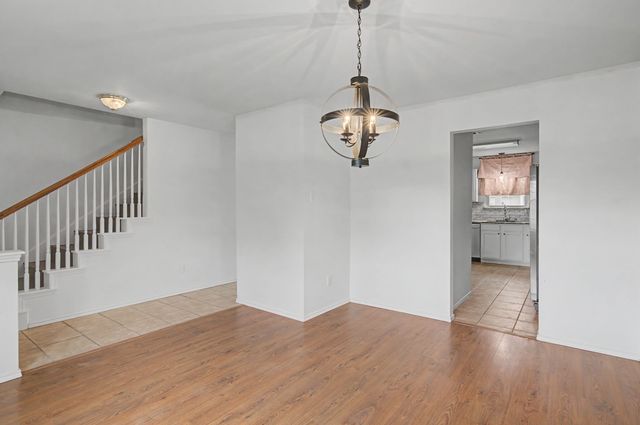 5016 Meridian Lane, Fort Worth, TX 76244