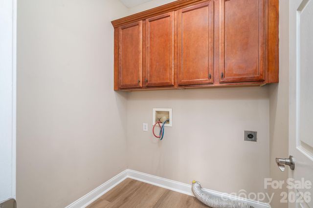233 Southgate Lane, Mount Holly, NC 28120