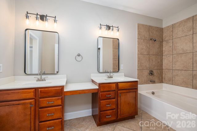 233 Southgate Lane, Mount Holly, NC 28120