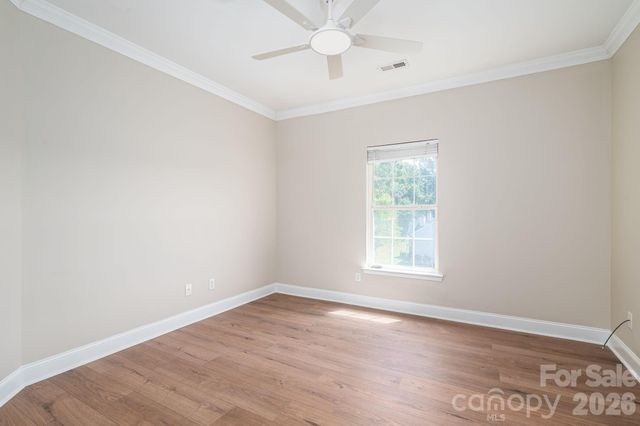 233 Southgate Lane, Mount Holly, NC 28120